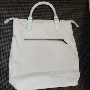 Open Story City Trip Tote 15"
Commuter Backpack with Laptop Storage - Gray